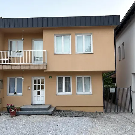 Medicci Villa Bihać